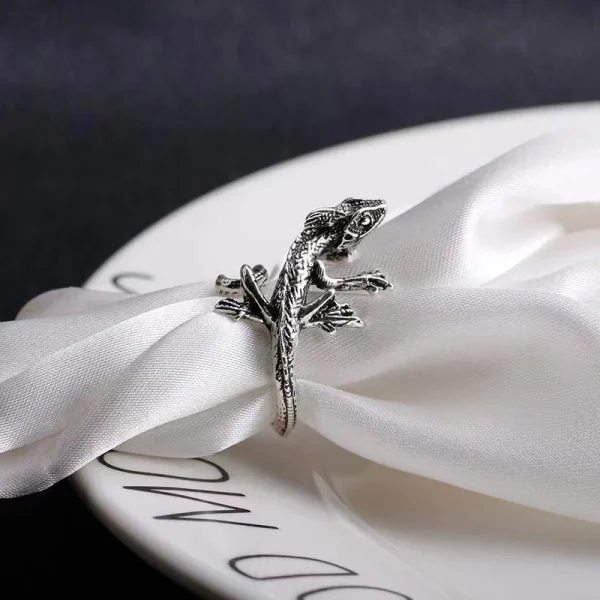 Chiba_Retro_Lizard_Open_Ring_-_Gothic_Style_Unisex_Jewelry_with_Adjustable_Fit_gallery_02 Chiba_Retro_Lizard_Open_Ring_-_Gothic_Style_Unisex_Jewelry_with_Adjustable_Fit_gallery_02.webp