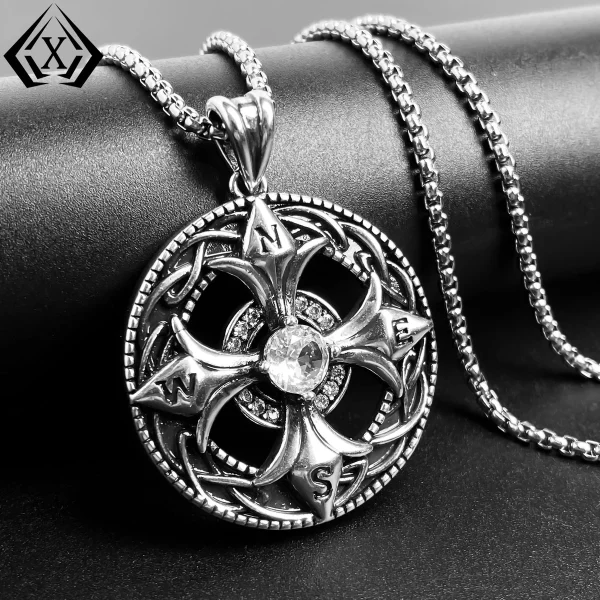 Gothic_Compass_Pendant_Dark_Industrial_Necklace_gallery_02 Gothic_Compass_Pendant_Dark_Industrial_Necklace_gallery_02.webp