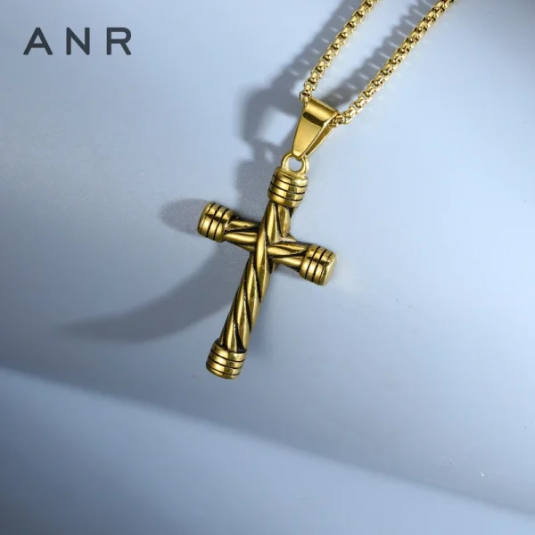 Men_s_Retro_Cross_Titanium_Steel_Necklace_gallery_05 Men_s_Retro_Cross_Titanium_Steel_Necklace_gallery_05.webp
