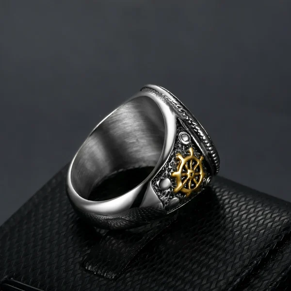 Pirate_Skull_Seal_Titanium_Steel_Ring_gallery_03 Pirate_Skull_Seal_Titanium_Steel_Ring_gallery_03.webp