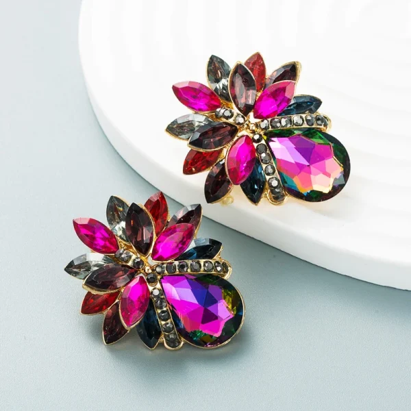 Rhinestone_Flower_Drop_Earrings_Fashion_Statement_gallery_01 Rhinestone_Flower_Drop_Earrings_Fashion_Statement_gallery_01.webp