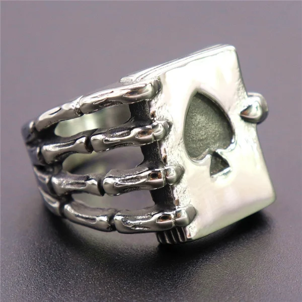 Skull_Head_Spade_Ring_Titanium_Steel_Gothic_Style_gallery_01 Skull_Head_Spade_Ring_Titanium_Steel_Gothic_Style_gallery_01.webp