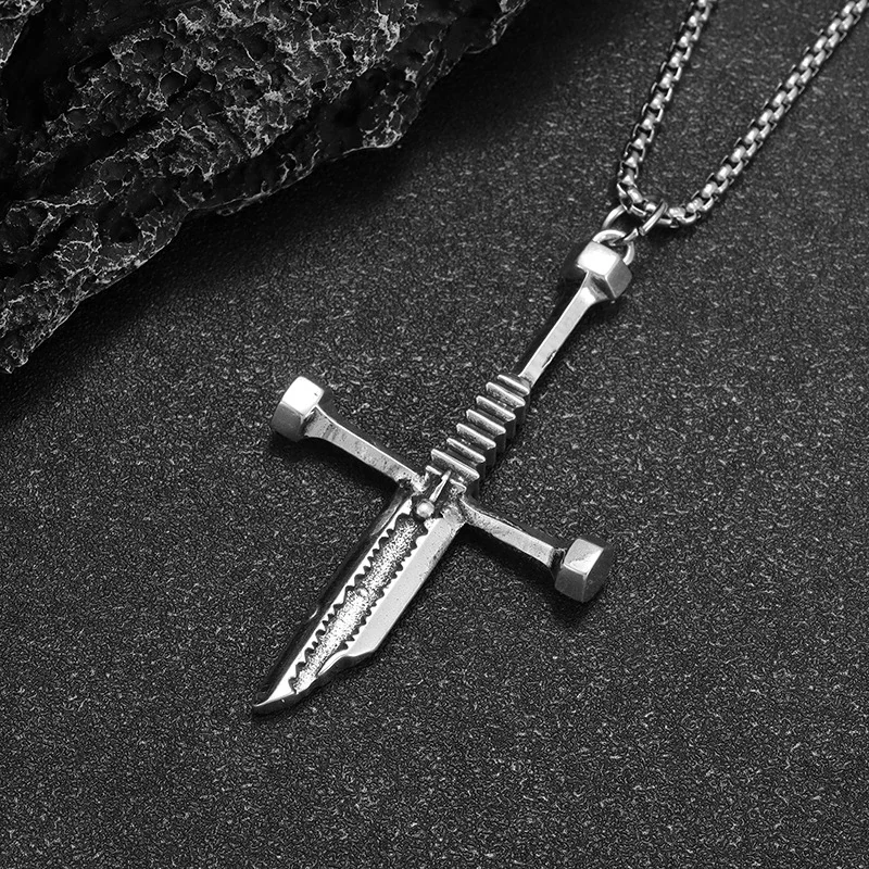 Vintage_Broken_Sword_Necklace_Hip_Hop_Cross_Pendant_gallery_02 Vintage_Broken_Sword_Necklace_Hip_Hop_Cross_Pendant_gallery_02.webp
