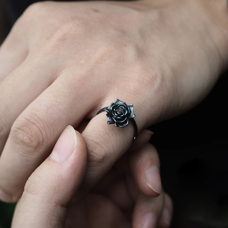 Black_Rose_Gothic_Ring_for_Men_main.webp