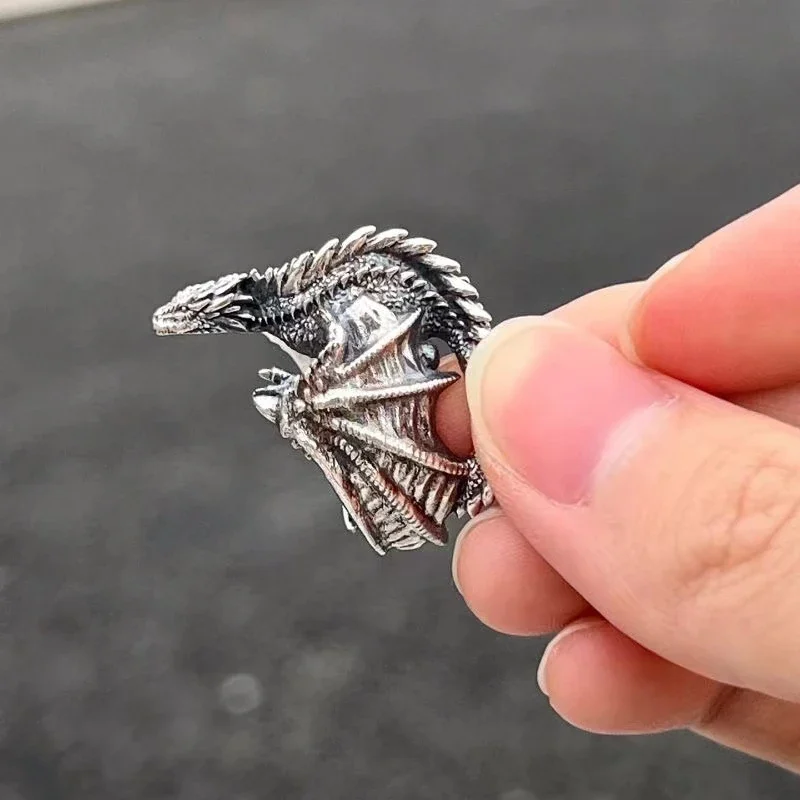 Dragon_Ring_Handmade_Gothic_Men_s_Jewelry_gallery_01 Dragon_Ring_Handmade_Gothic_Men_s_Jewelry_gallery_01.webp