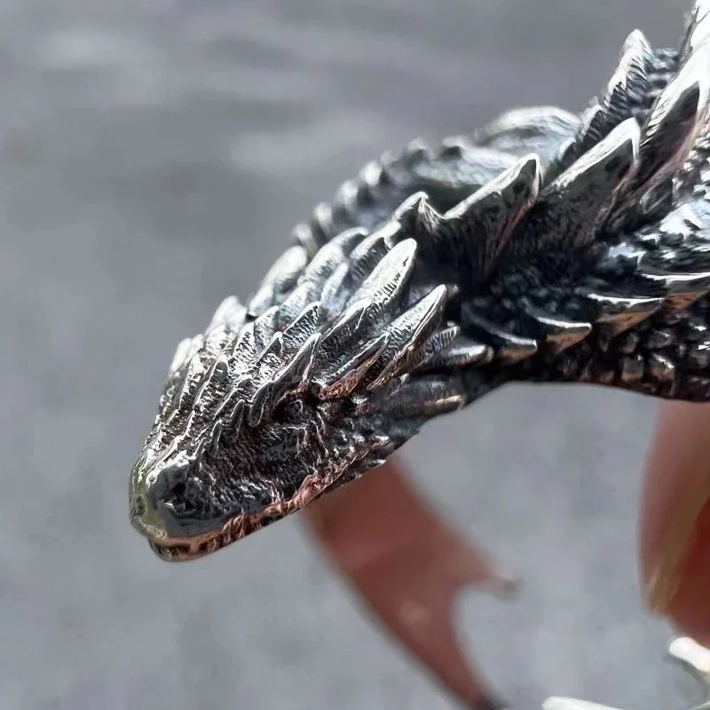 Dragon_Ring_Handmade_Gothic_Men_s_Jewelry_gallery_03 Dragon_Ring_Handmade_Gothic_Men_s_Jewelry_gallery_03.webp