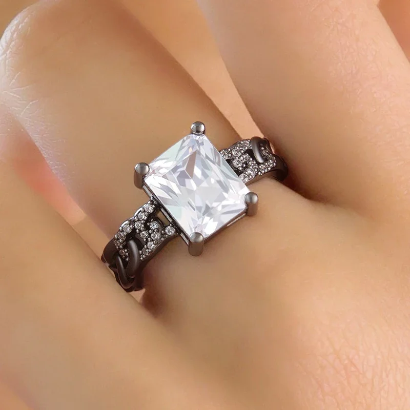 Gothic_Punk_Square_Diamond_Ring_gallery_01 Gothic_Punk_Square_Diamond_Ring_gallery_01.webp
