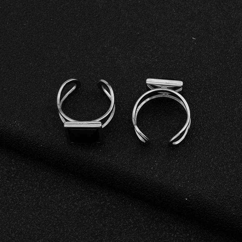 Gothic_Punk_Titanium_Steel_Men_s_Ring_gallery_03 Gothic_Punk_Titanium_Steel_Men_s_Ring_gallery_03.webp
