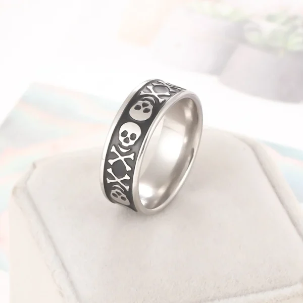 Gothic_Skull_Stainless_Steel_Ring_gallery_03 Gothic_Skull_Stainless_Steel_Ring_gallery_03.webp