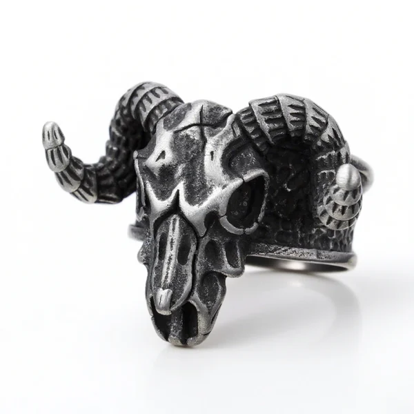Punk_Skull_Sheep_Ring_Gothic_Jewelry_gallery_05 Punk_Skull_Sheep_Ring_Gothic_Jewelry_gallery_05.webp